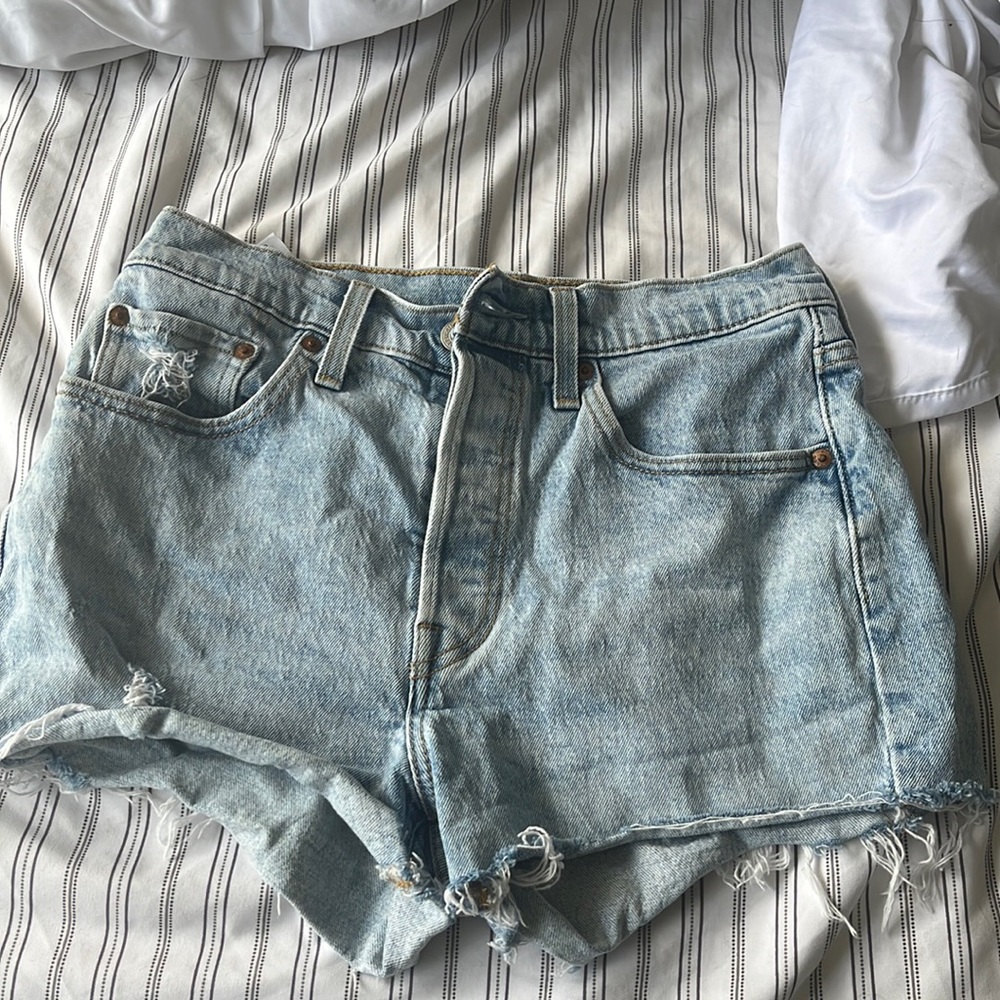 Levi’s high rise cotton denim shorts
